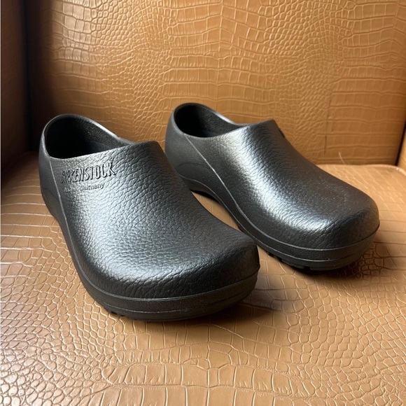 Birenstock Unisex Adult Birki's Profi Clogs Black Slip-Ons 45 New with no box - Picture 1 of 5